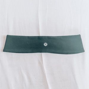 black lululemon headband